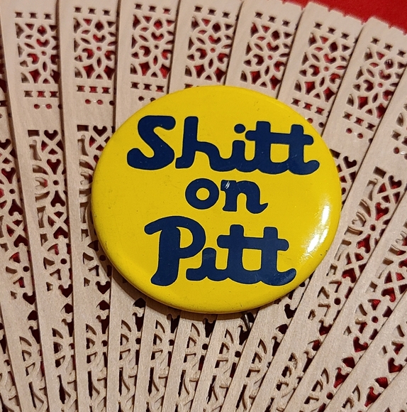 Unique Vintage Other - Yellow and Blue  Button